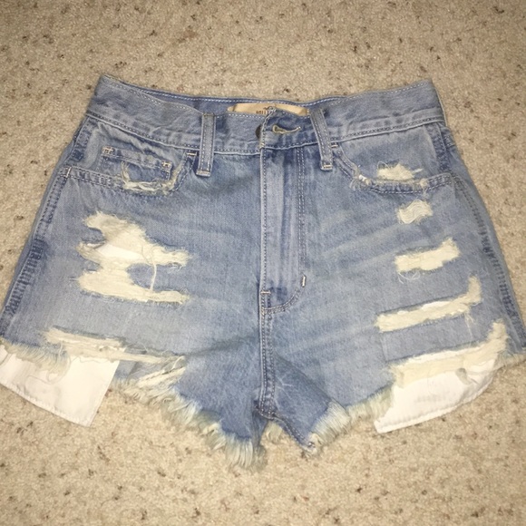 Hollister Pants - Hollister High Waisted Embroidered Shorts